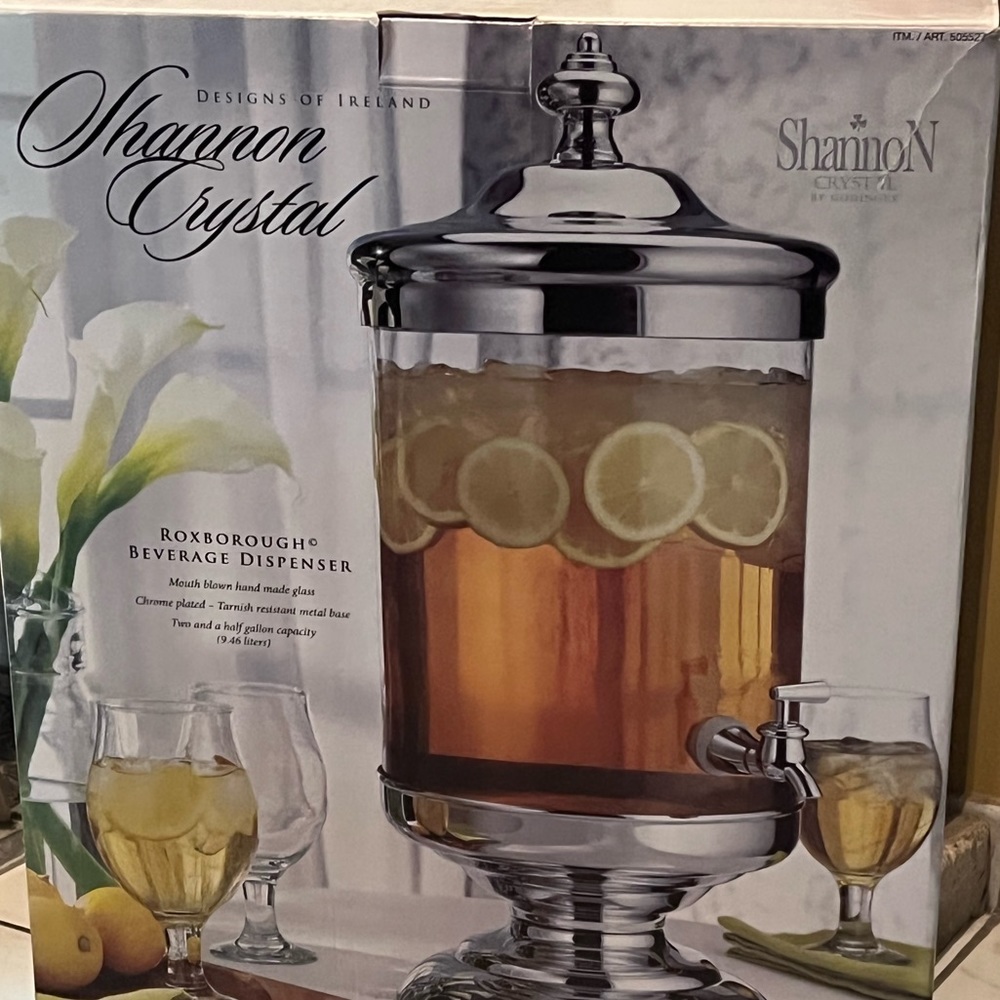 Beverage dispenser